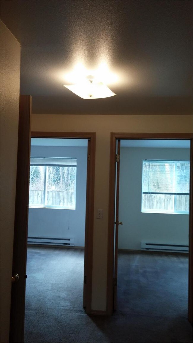 Building Photo - 2 bedroom in Lake Stevens WA 98258