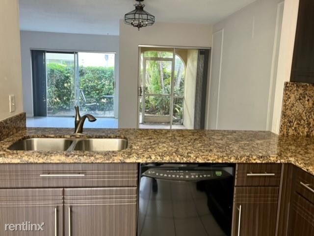 Building Photo - 2 br, 2.5 bath House - 3585 Deer Creek Pal...