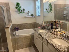 Building Photo - 4339 Raffia Palm Cir