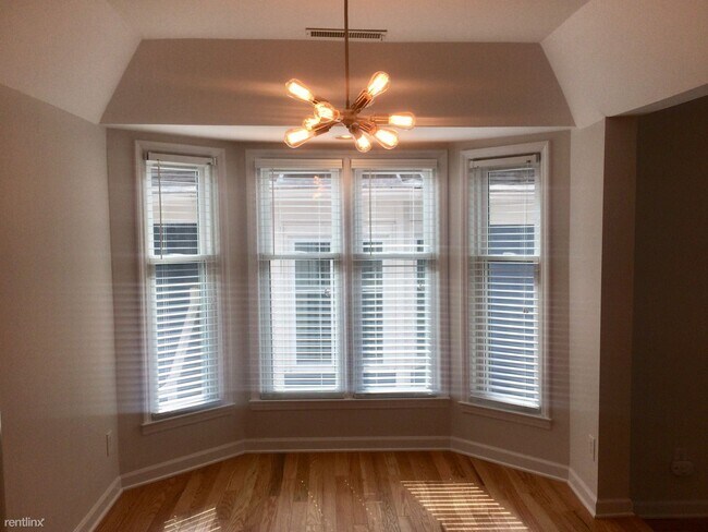 Building Photo - 2 br, 2 bath House - 239-301 New Bern Place