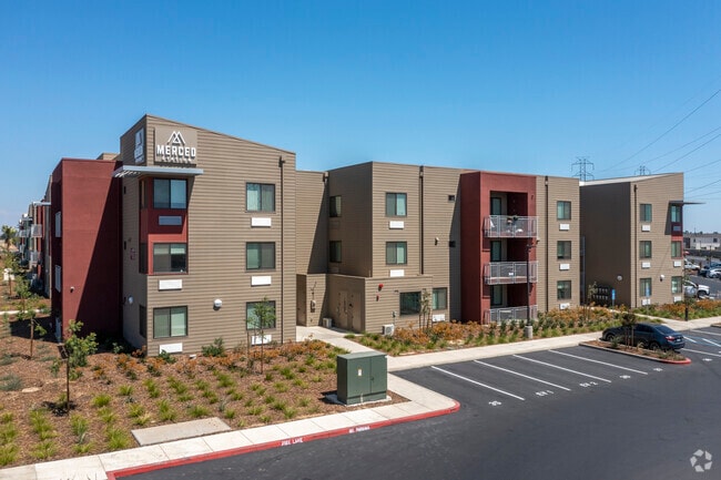 Merced Station - Merced Station Apartments
