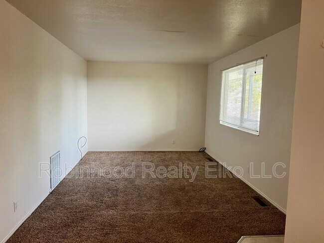 Building Photo - 315 Spring Creek Pkwy