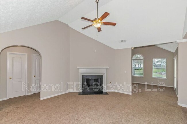 Building Photo - 5025 Towne Park Dr