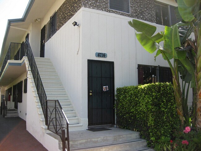 Foto del edificio - 4714 S Slauson Ave