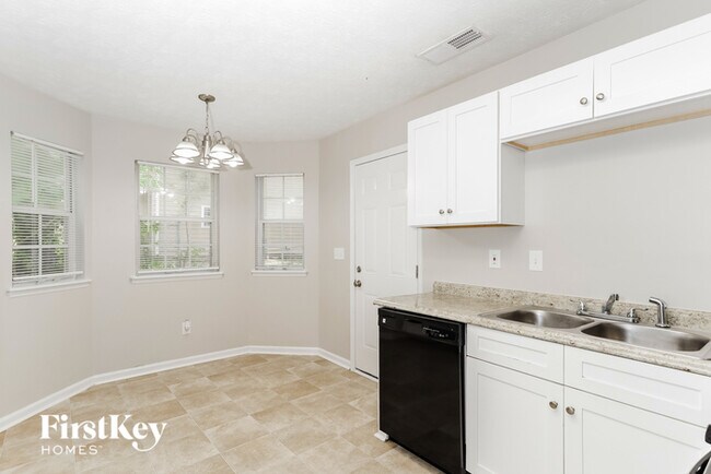 Foto del edificio - 7881 Dogwood Way
