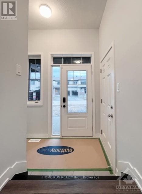 Building Photo - 352 Crossway Ter