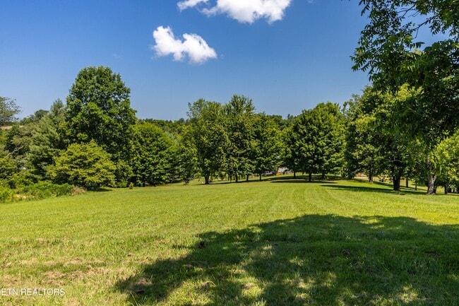 Foto del edificio - 2084 Allenridge Dr