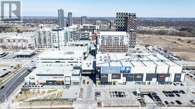 Building Photo - 8 Rouge Valley Dr W