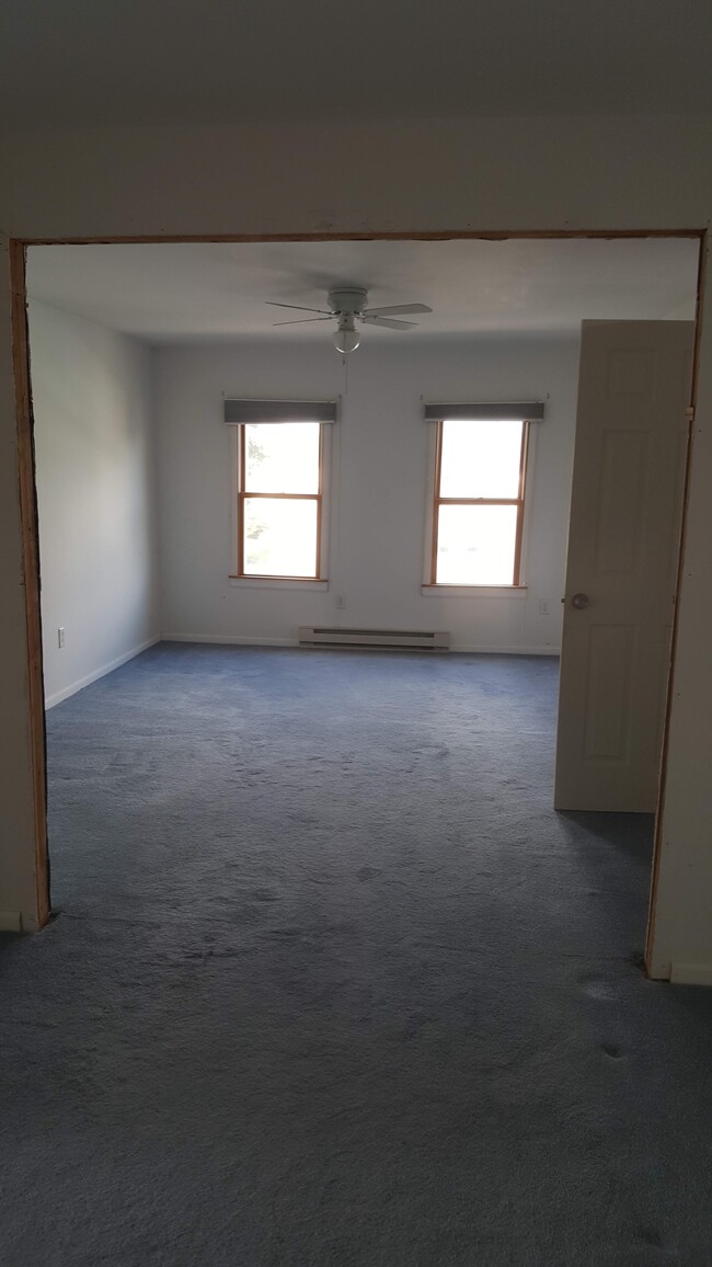 Building Photo - 80 Ardmore St
