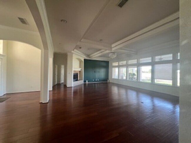 Foto del edificio - For Lease - 4805 S Cty Rd 1226 - Midland TX