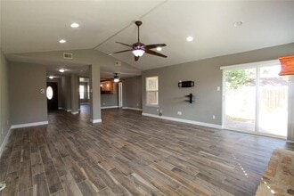 Building Photo - 11505 Powder Mill Trail