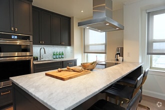 Garden Court Plaza photo'