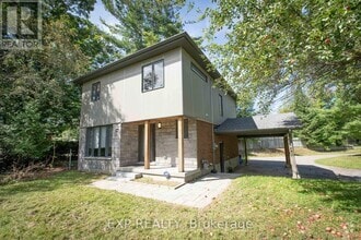 Building Photo - 21 A Gervin St