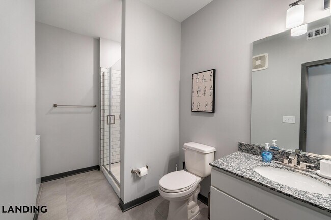 Foto del edificio - 8511 Myslak Wy