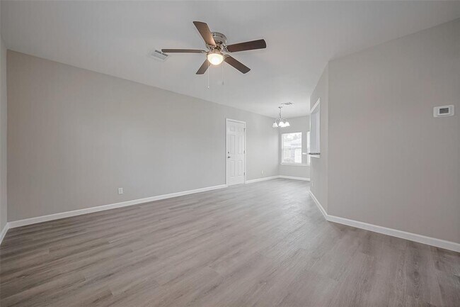 Foto del edificio - 1732 W 6th St