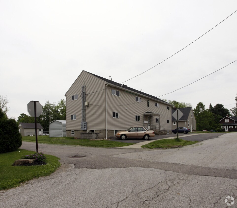 308 Franklin Rd, Ravenna, OH 44266 Apartments in Ravenna, OH