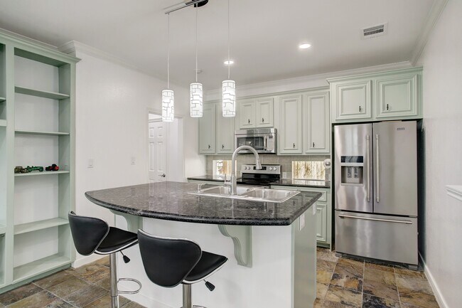 Foto del edificio - 1510 Rosalie St