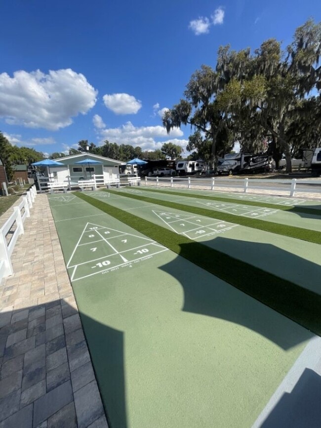 Building Photo - 250 Oak Harbor Camp
