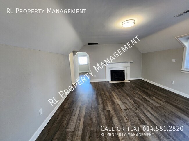 Building Photo - *WAIVED APPLICATION FEE WITH APPROVED APPL...