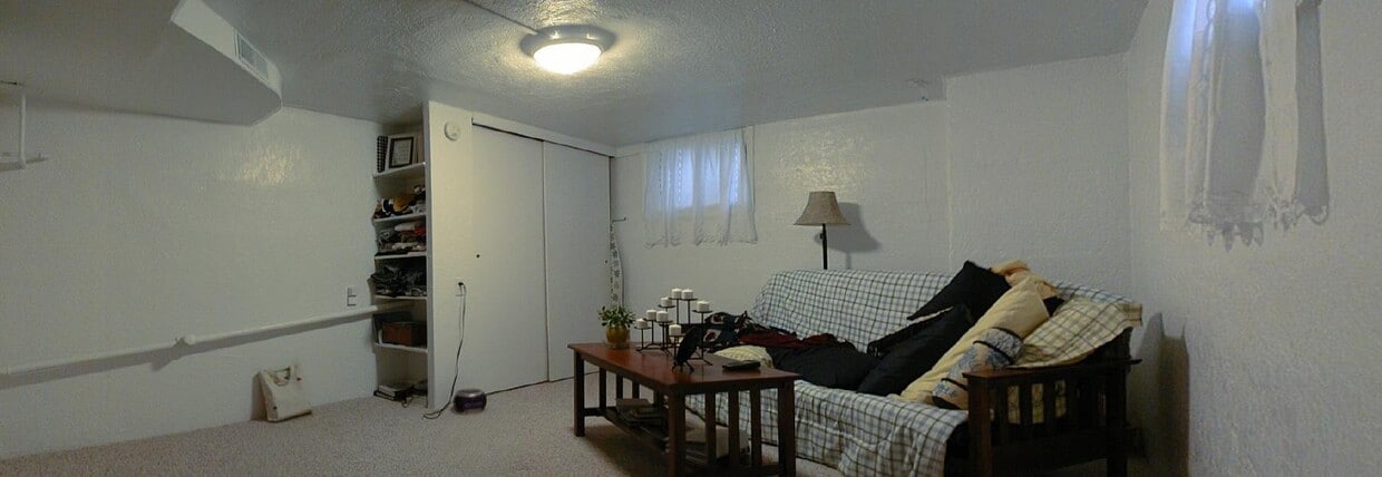 Primary Photo - 459 N 5th St