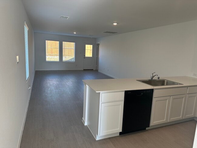 Building Photo - 3009 Tokara St