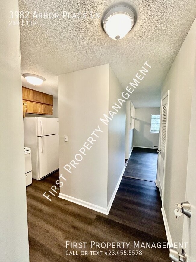 Foto del edificio - 3982 Arbor Pl Ln