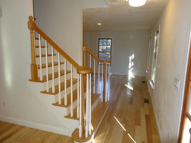 Building Photo - 101 Longwood Rd