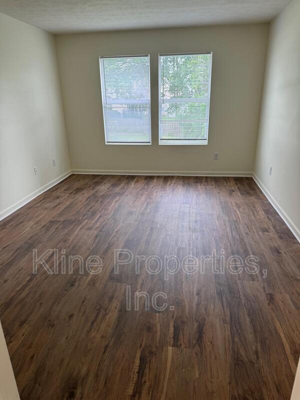Foto del edificio - 1234 Topp Creek Dr
