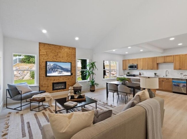 Building Photo - 636 N 1280 E