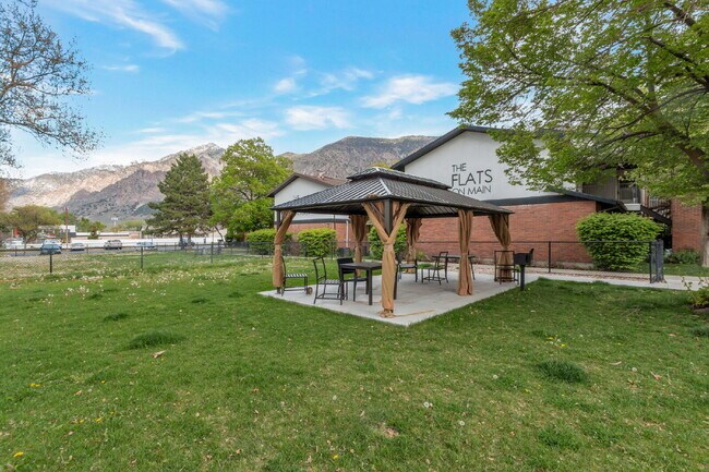 Foto del edificio - Available 8/12 — 2 BR / 1 BA at The Flats on Main, Brigham City