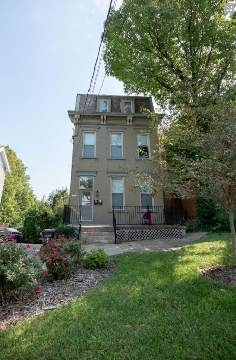 Foto principal - 2614 Eden Ave