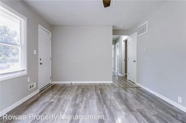 Building Photo - 4 br, 1 bath House - 11118 Bristol Ter.