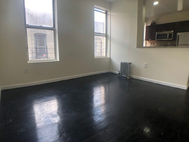 Foto del edificio - 536 W 143rd St