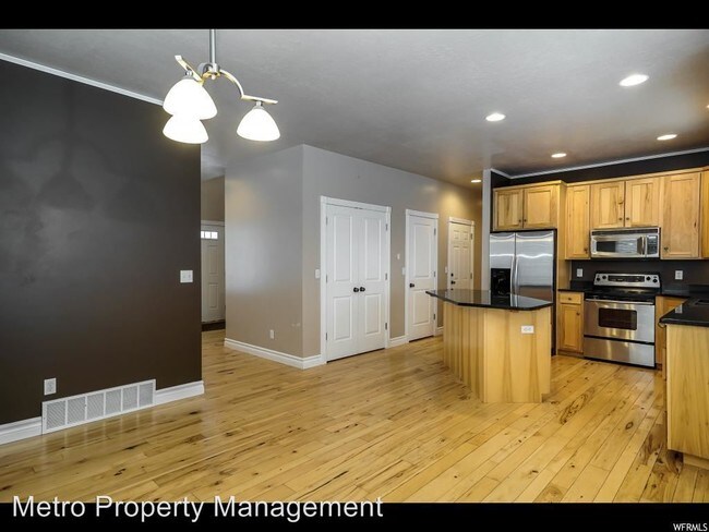 Building Photo - 7634 S 620 W