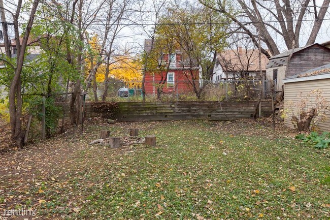 Building Photo - 1183 Edgerton St