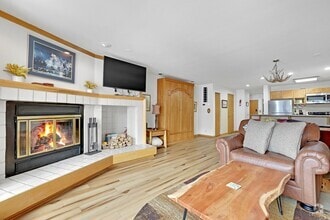 Building Photo - 22864 US-6