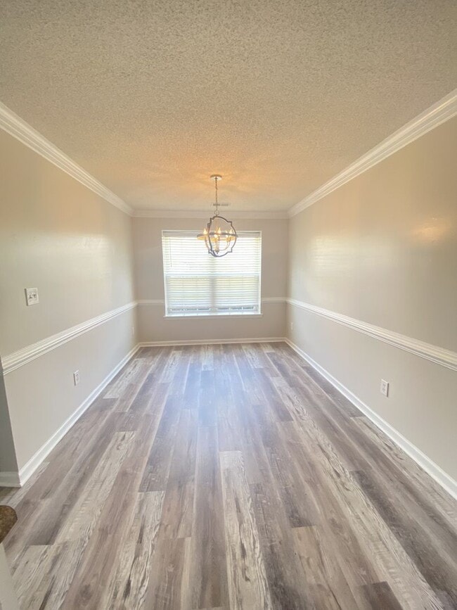 Building Photo - Providence Pointe Condo