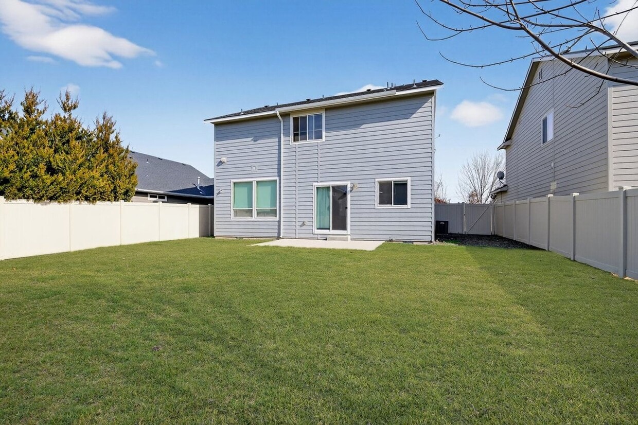 Foto del edificio - Beautiful 3bd/2.5ba + Bonus Room in SE Boise!