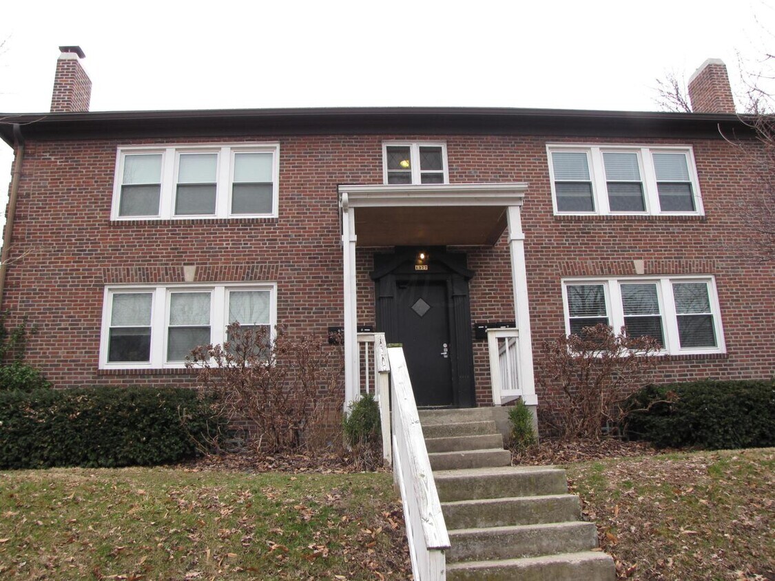 Front Elevation - 1377 Northwest Boulevard
