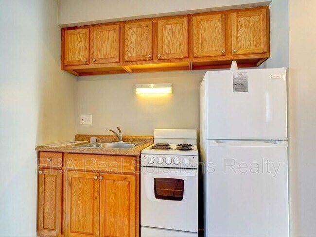 Foto del edificio - 1481 Adams Rd
