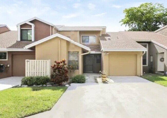 Building Photo - 22376 Cypress Wood Ln