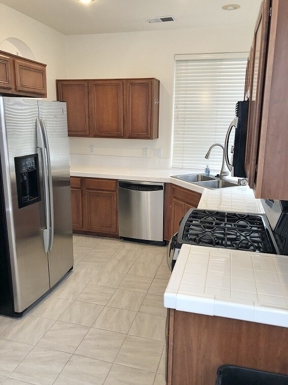 Building Photo - 3564 Heron's Circle