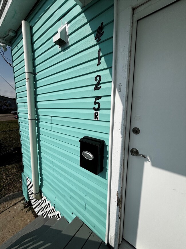 Foto del edificio - 4125 Avenue M