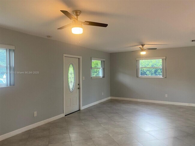 Foto del edificio - 6255 SW 62nd Ct