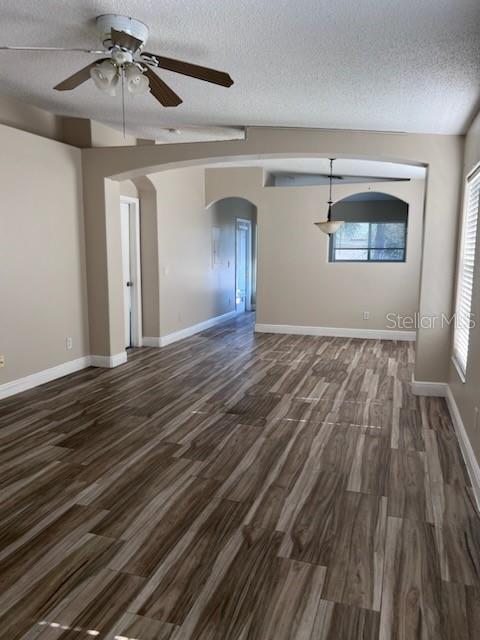 Building Photo - 13439 Fairway Glen Dr