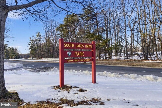 Foto del edificio - 2142 Cartwright Pl