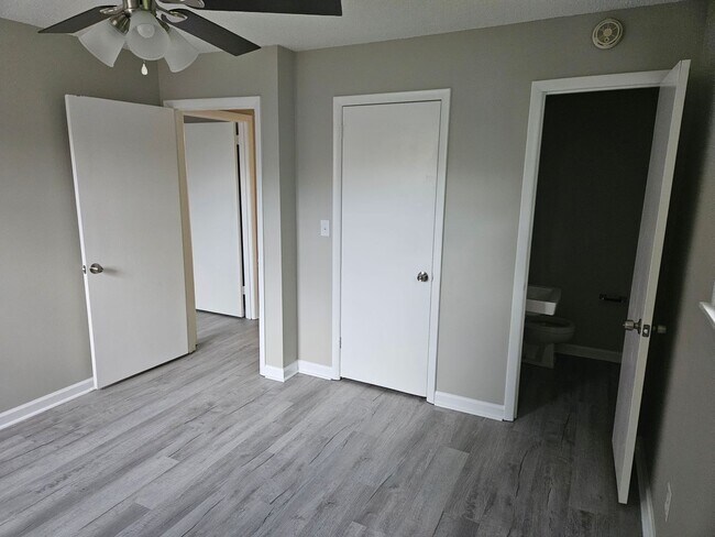 Foto del edificio - ****JUST REDUCED****2318 Floyd Ave, Murfre...