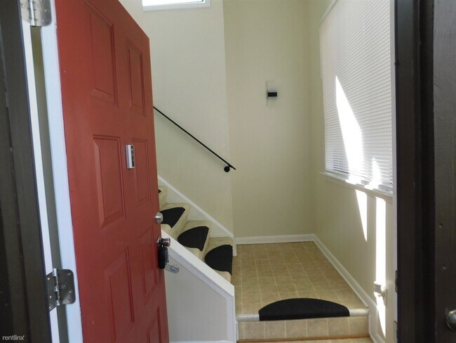Building Photo - 2 br, 2 bath Condo - 333 Bantry Cross Arbo...