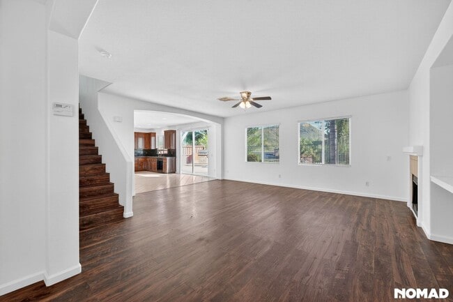 Building Photo - 32068 Baywood St