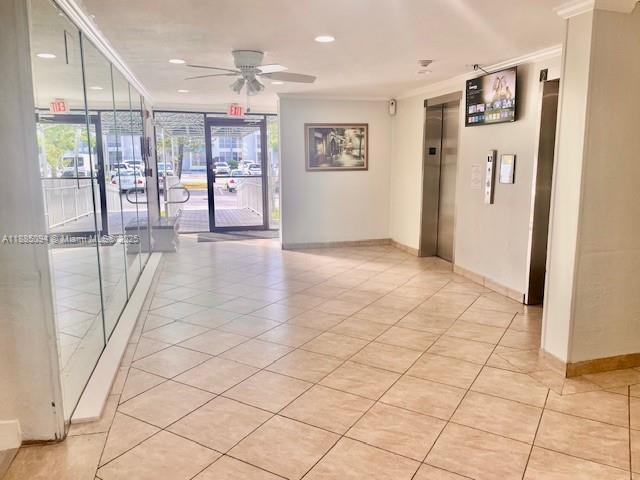 Foto del edificio - 17560 Atlantic Blvd